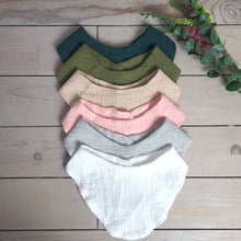 Load image into Gallery viewer, Personalised Muslin Bandana Bibs