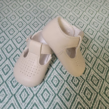 Load image into Gallery viewer, Baypod|Boys Soft Soled Shoes-Biscuit