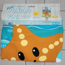 Load image into Gallery viewer, Kids Hooded Poncho Towels
