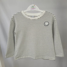Load image into Gallery viewer, Black and White Stripe Top