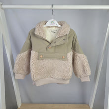 Load image into Gallery viewer, Boys Green and Cream 1/4 Zip Fleece