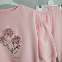 Load image into Gallery viewer, Girls Floral Print Jogger Set