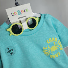 Load image into Gallery viewer, Baby Boys Colourful T-Shirt, Shorts & Sunglasses Set