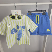Load image into Gallery viewer, Baby Boys T-Shirt/Shorts and Sunglasses