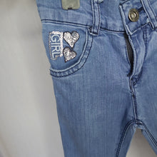 Load image into Gallery viewer, Girls Sequin Heart Denim Jeans