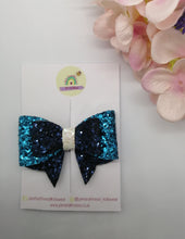 Load image into Gallery viewer, Tilly Glitter Bow