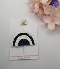 Load image into Gallery viewer, Rainbow Clip