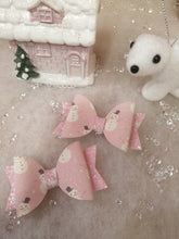 Load image into Gallery viewer, Pink Snowman Small Dolly Duo