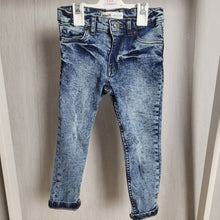Load image into Gallery viewer, Minoti Boys Distressed Skinny Ripped Jeans
