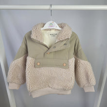 Load image into Gallery viewer, Boys Green and Cream 1/4 Zip Fleece
