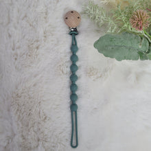 Load image into Gallery viewer, Silicone Dummy Clip-Moon/Stars
