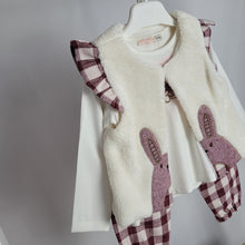 Load image into Gallery viewer, Baby Girls 3-Piece Bunny Set
