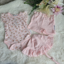 Load image into Gallery viewer, Baby Girls Pink Floral Print 3 Piece Set
