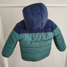 Load image into Gallery viewer, Boys Bench Puffer Coat- Green/Navy
