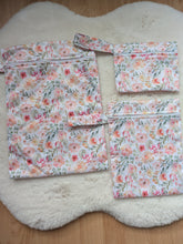 Load image into Gallery viewer, Waterproof bag set-Floral
