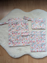 Load image into Gallery viewer, Waterproof bag set-Floral
