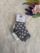 Load image into Gallery viewer, Babys 2 Pack of Socks
