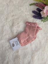 Load image into Gallery viewer, Baby Girls Frilly Socks
