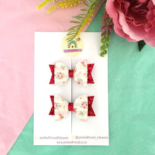 Load image into Gallery viewer, Small Dolly Bow Duo-Pink Floral Heart
