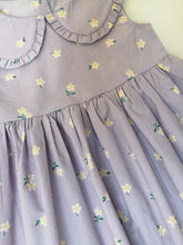 Load image into Gallery viewer, Lilac Floral Dress With Peter Pan Collar
